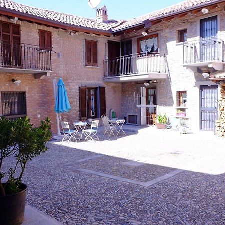 B&B La Corte Suites Саличе-Терме Экстерьер фото