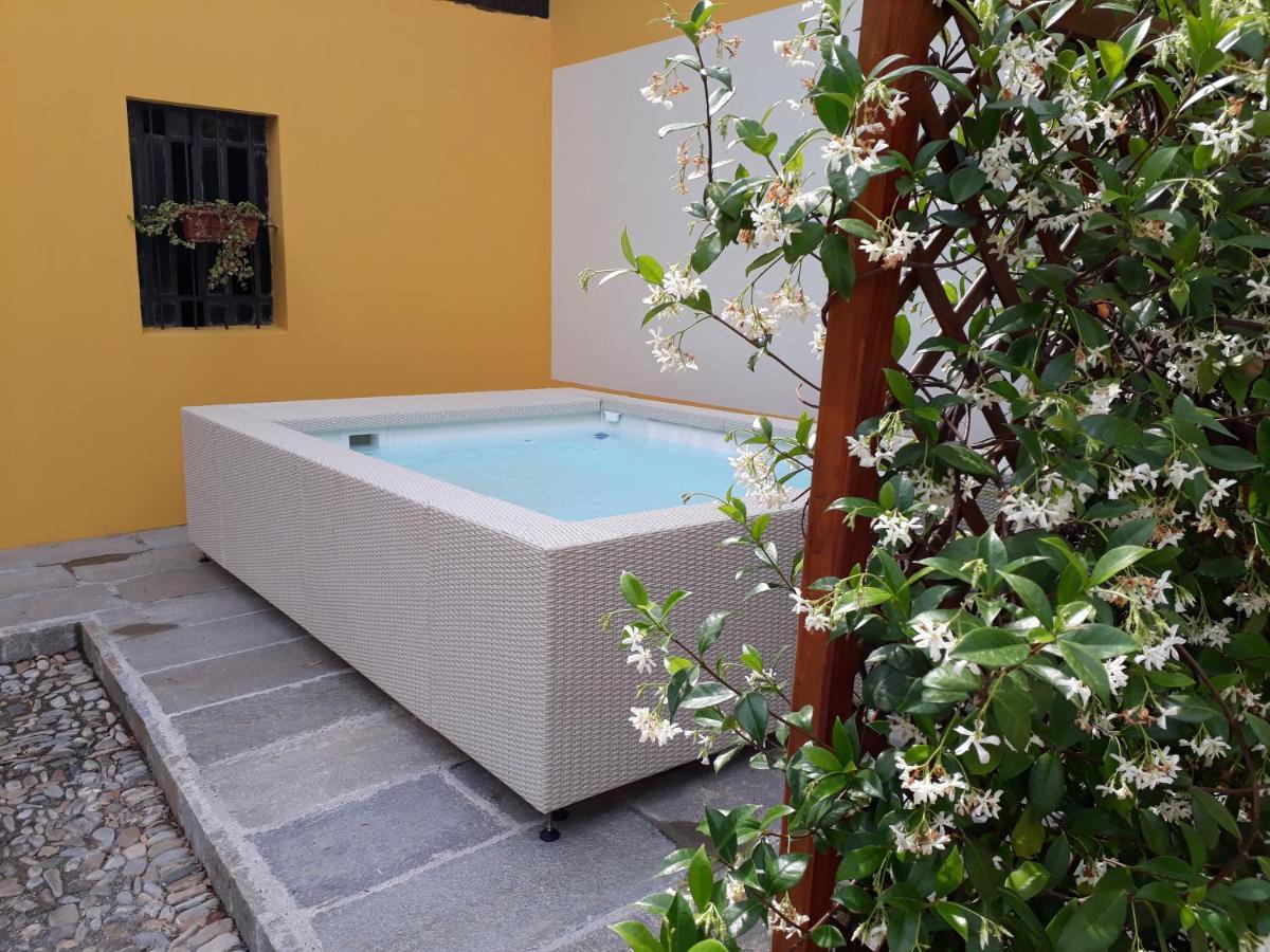 B&B La Corte Suites Саличе-Терме Экстерьер фото